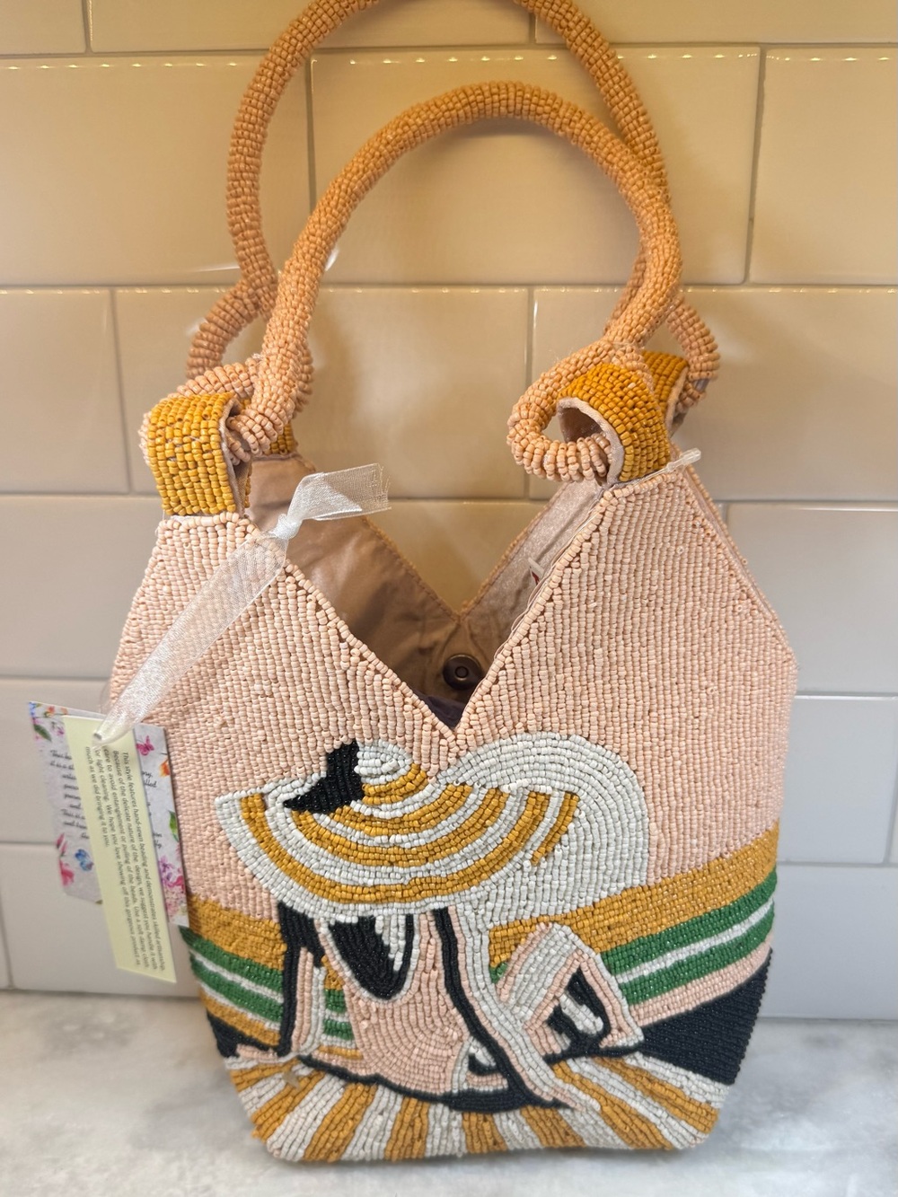 New Release Handcrafted in India Pink Woman Beach Scene Beaded Bag Viral TikTok - Picture 2 of 6